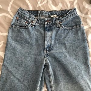 Vintage Levi’s 512 Slim Fit High Waisted Jeans